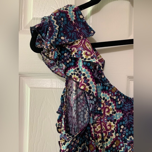 Patterned Ruffled One-Shoulder Mini Dress - Picture 3 of 5